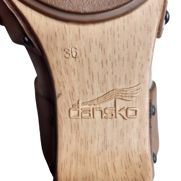 New Dansko Thea women's nuetral Veg leather wooden cutout heel clogs sandals 5.5 - Picture 11 of 11